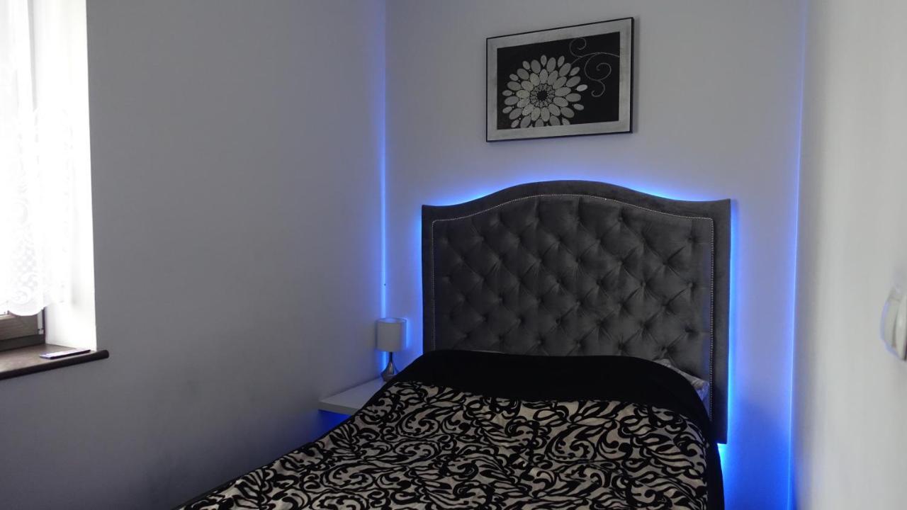 Apartament Neon Apartman Gdynia Kültér fotó